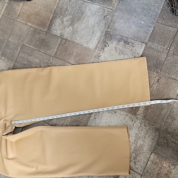 Hollister Faux Leather Tan High-Rise Pants Sz 31R - Picture 9 of 14